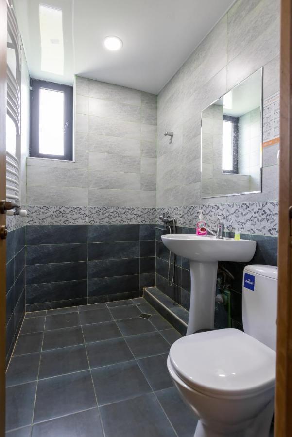 Gp Rooms Kazbegi Esterno foto