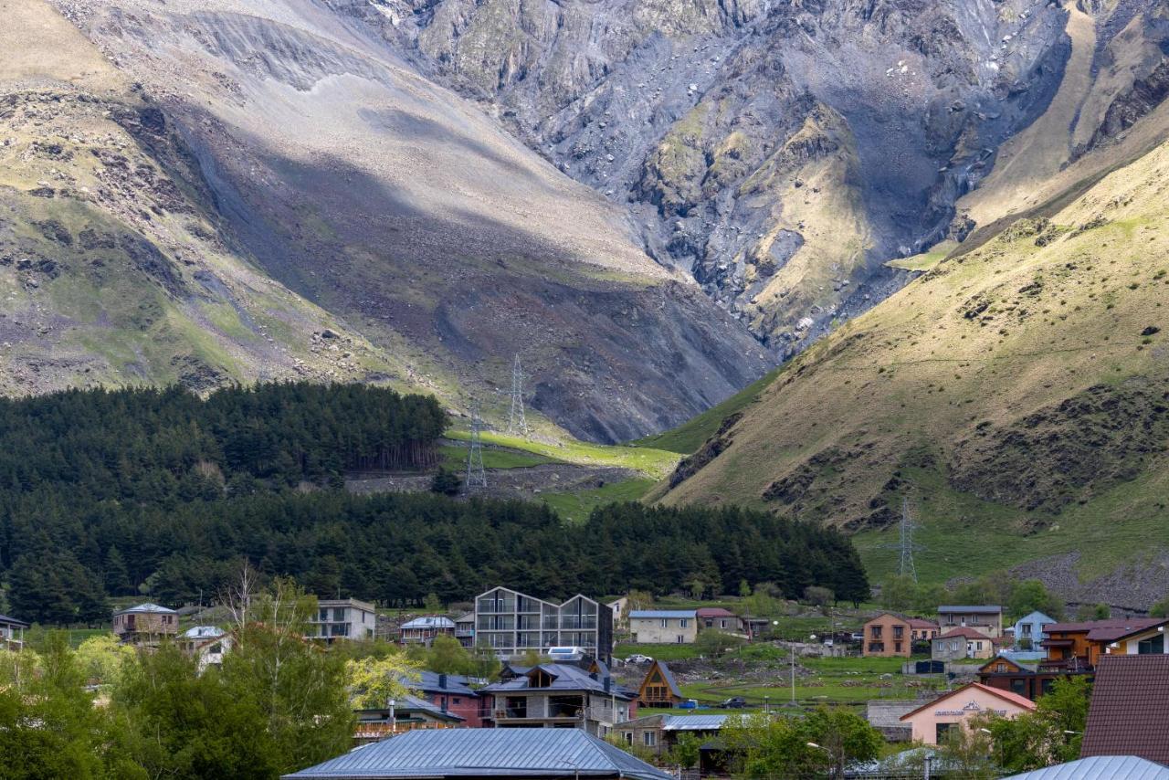 Gp Rooms Kazbegi Esterno foto