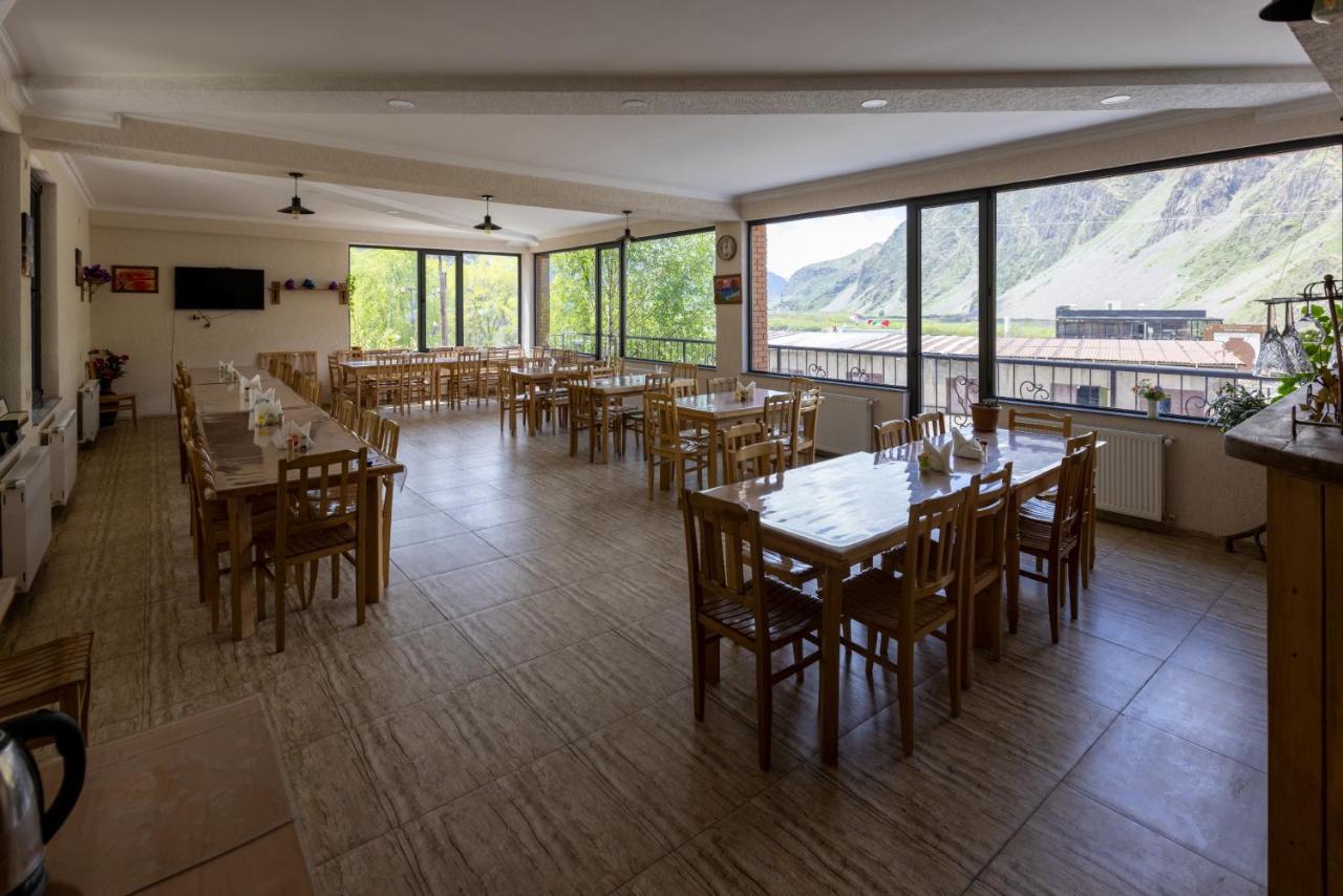 Gp Rooms Kazbegi Esterno foto