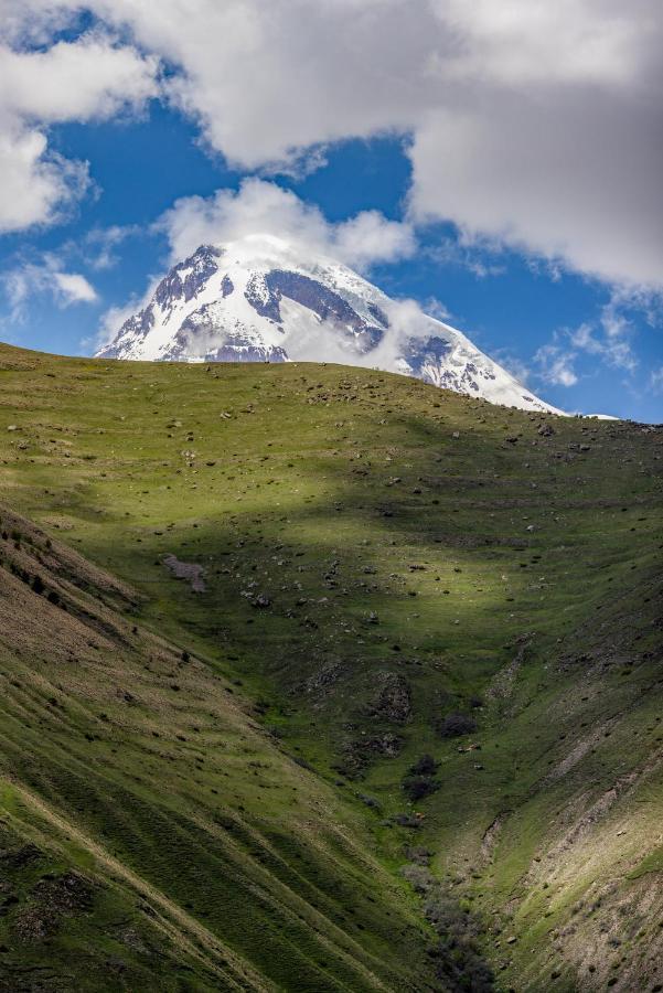 Gp Rooms Kazbegi Esterno foto